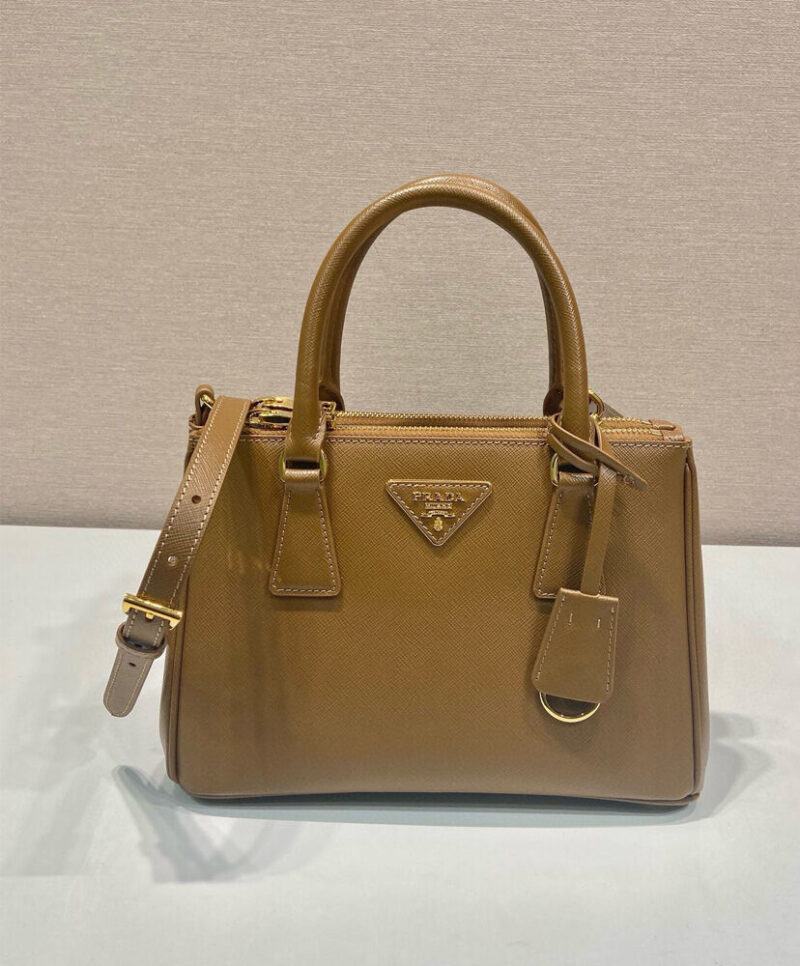 Prada Small Prada Galleria Saffiano Leather bag 1BA896